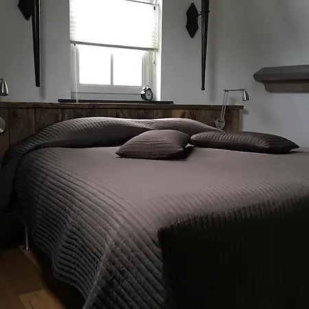 Met De Deur In Huis Сasa de vacaciones