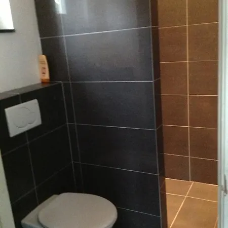 Сasa de vacaciones Met De Deur In Huis Helmond